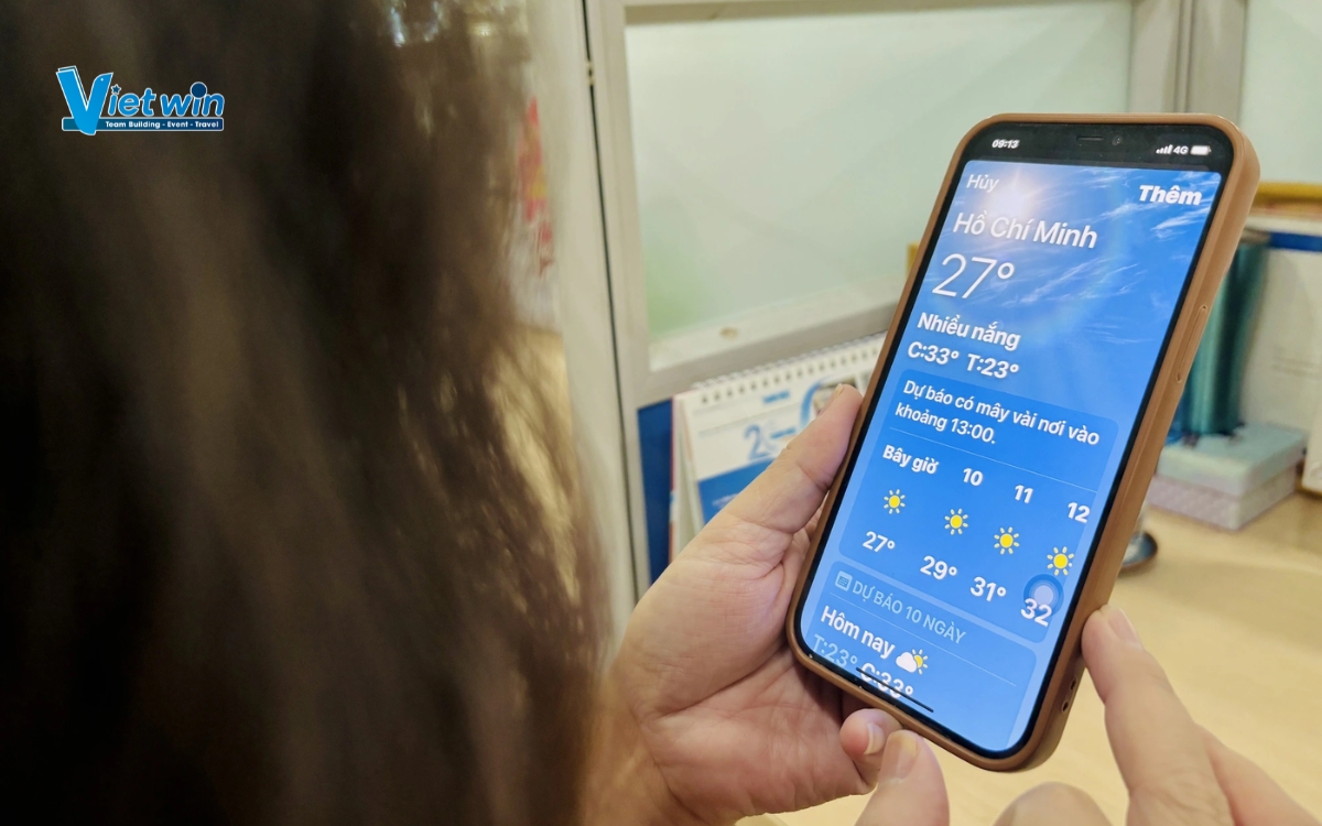 Tổng hợp các kinh nghiệm du lịch Tết Ất Tỵ 2025 4 theo doi thoi tiet
